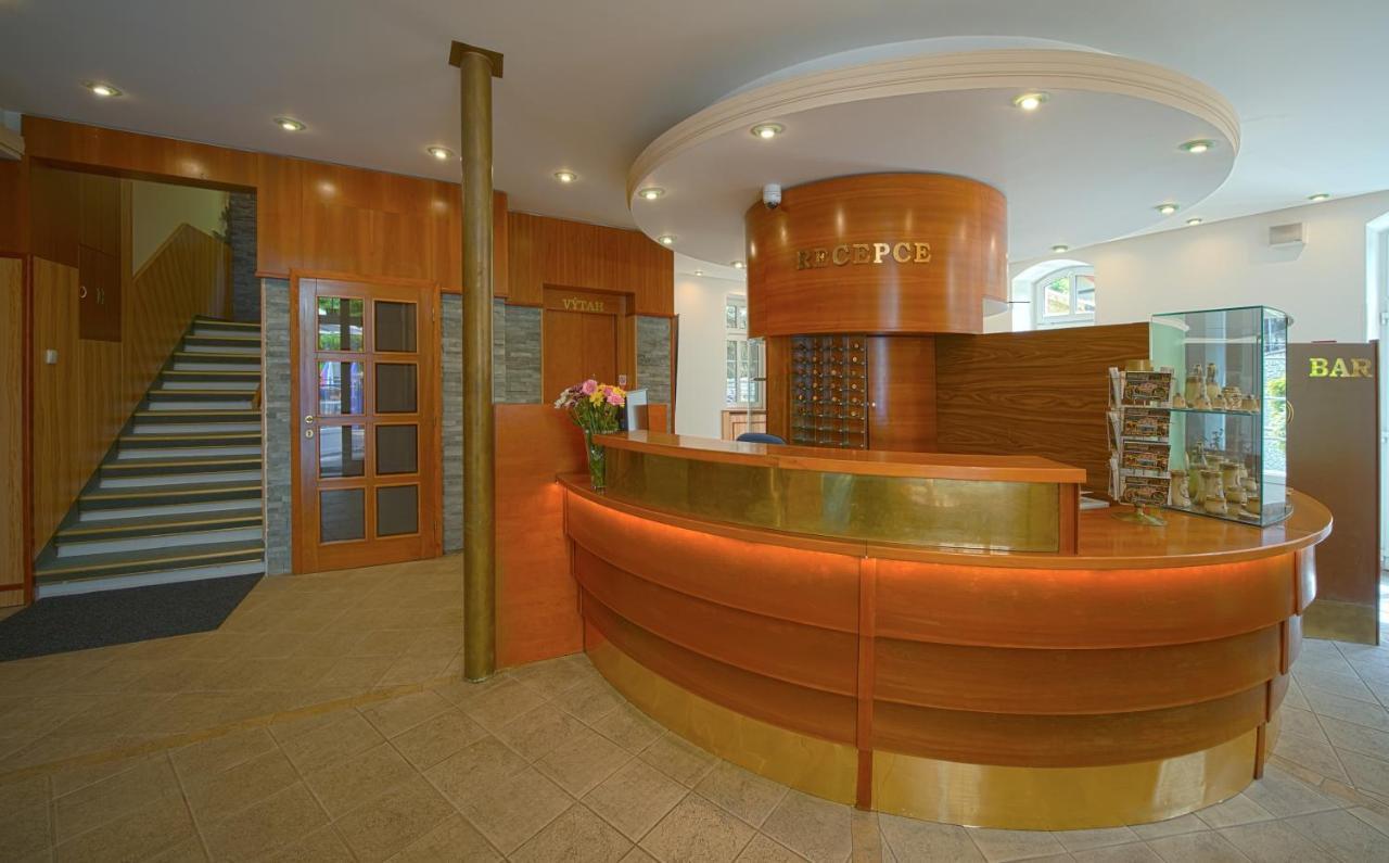 Hotel Praha Hřensko Extérieur photo