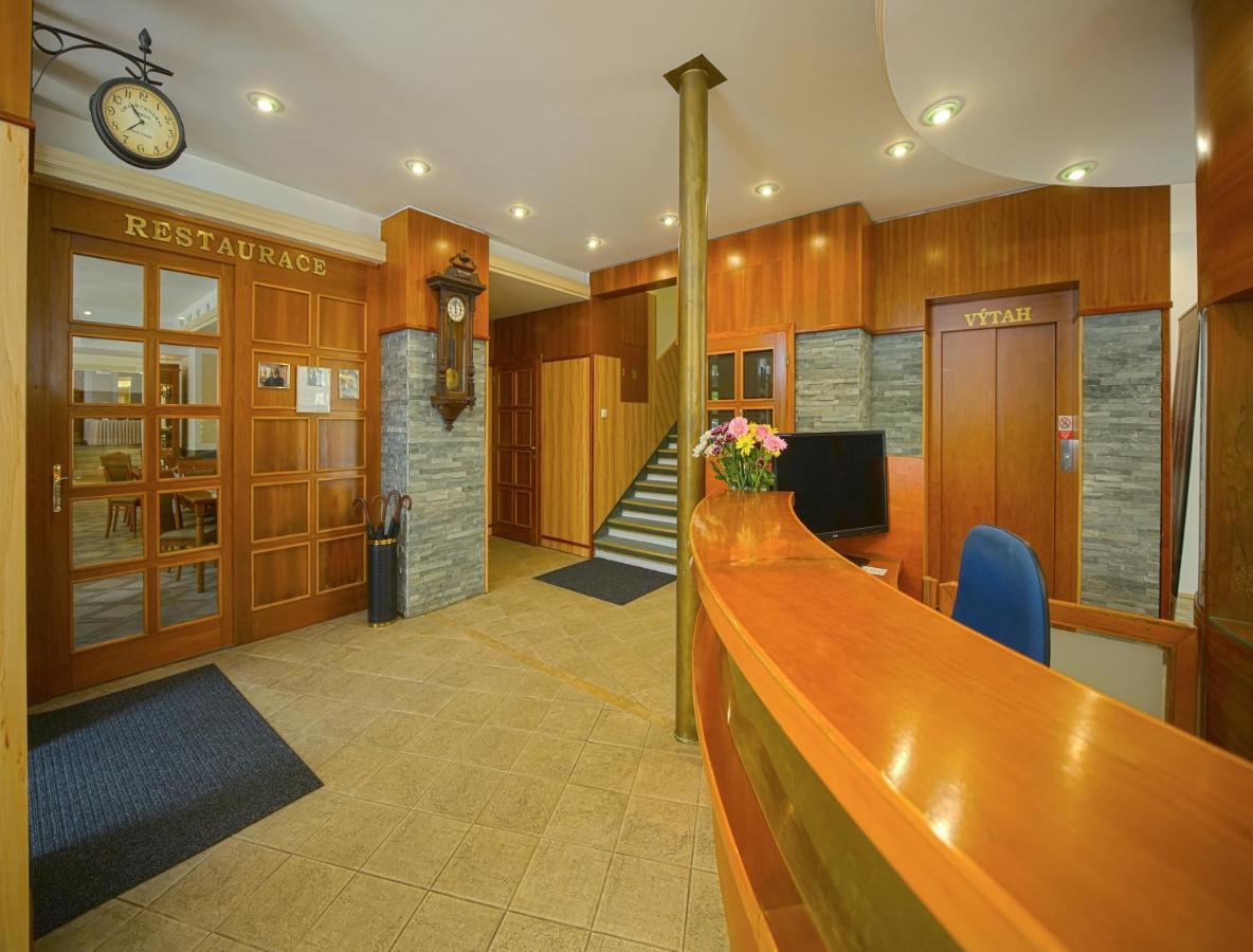 Hotel Praha Hřensko Extérieur photo