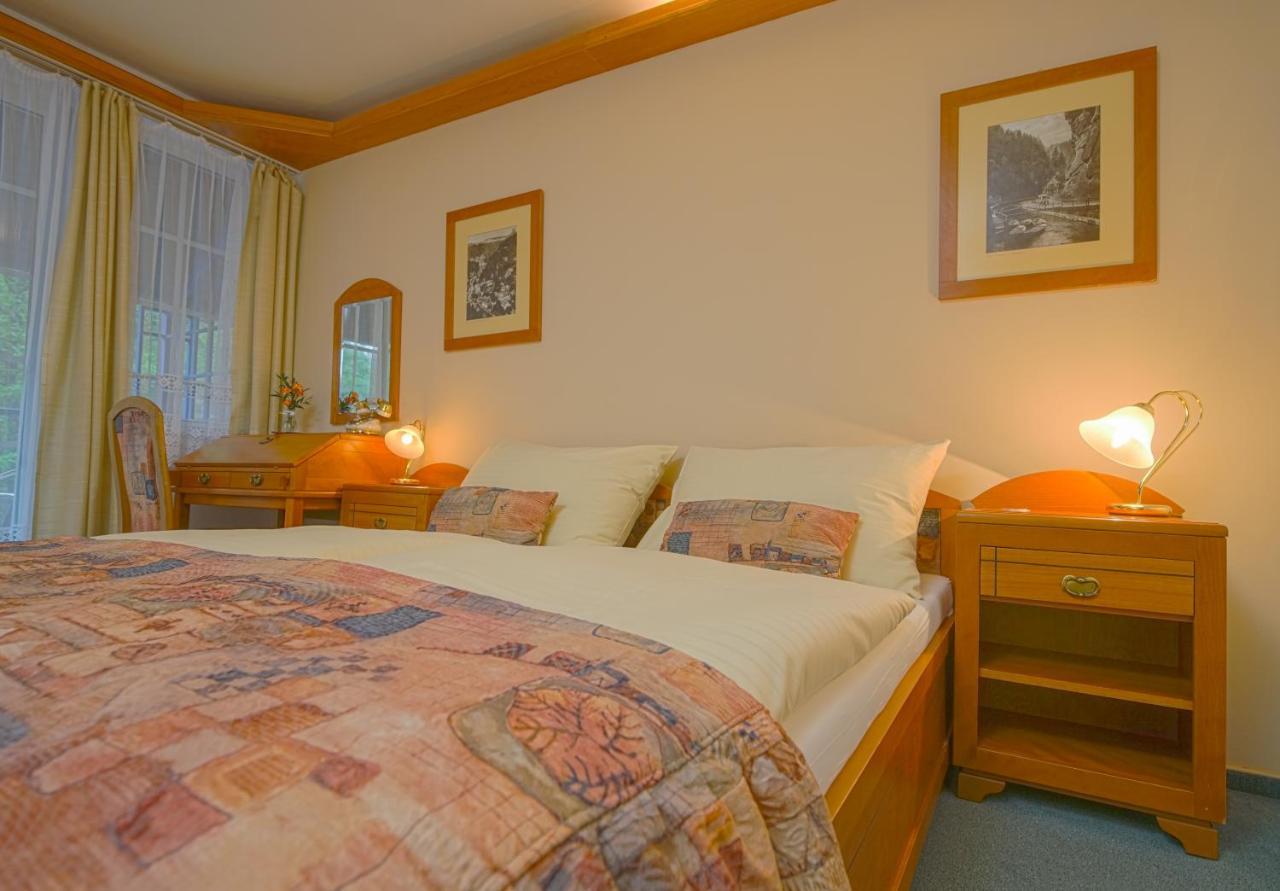 Hotel Praha Hřensko Extérieur photo